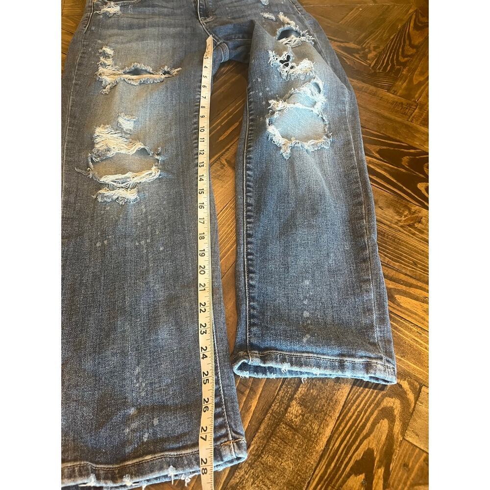 Judy Blue 15/32 Boyfriend Fit Jeans Women Fringe Skater Grunge Thrash Distressed - Picture 6 of 12